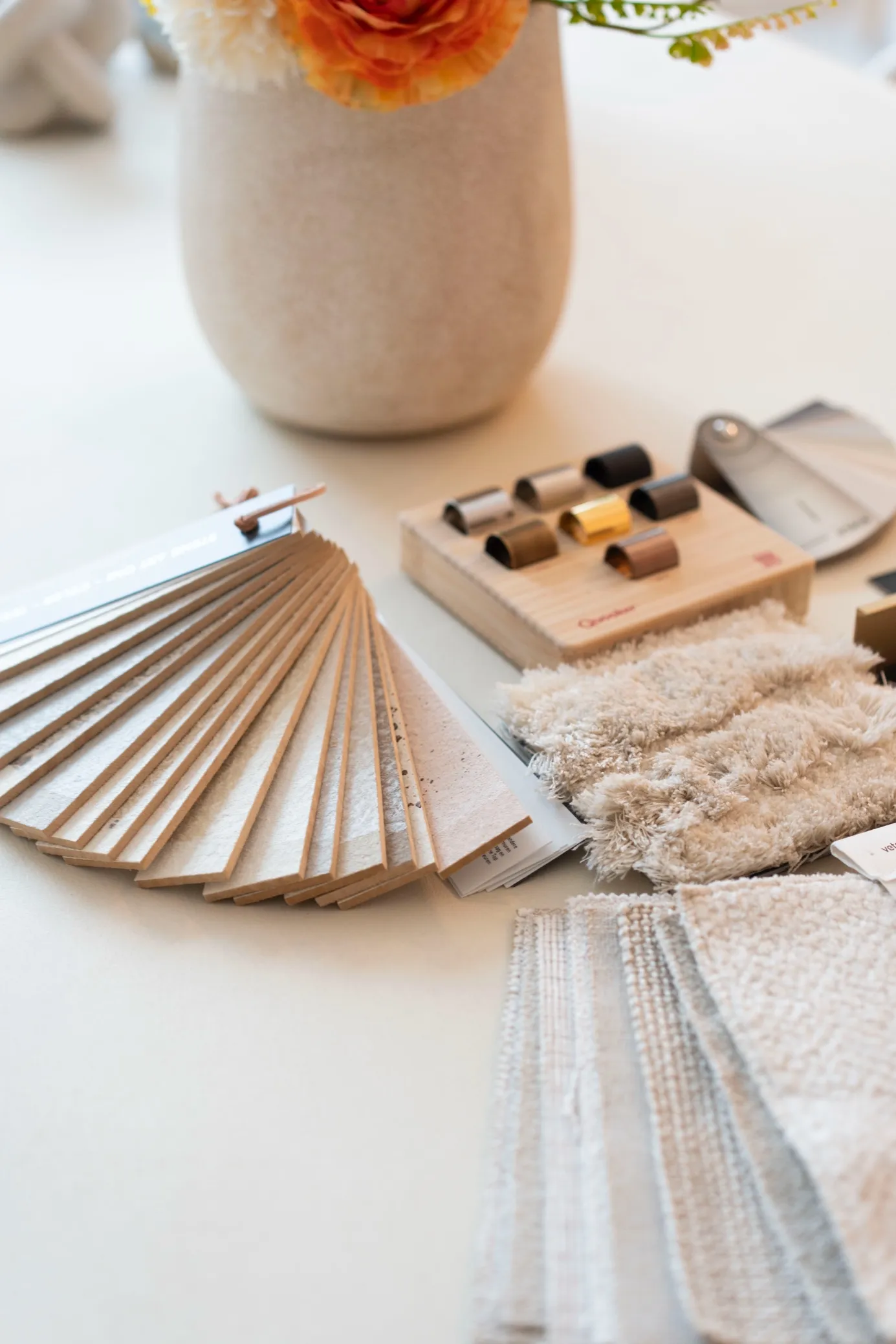 Moodboard met textiel- en materiaalstalen